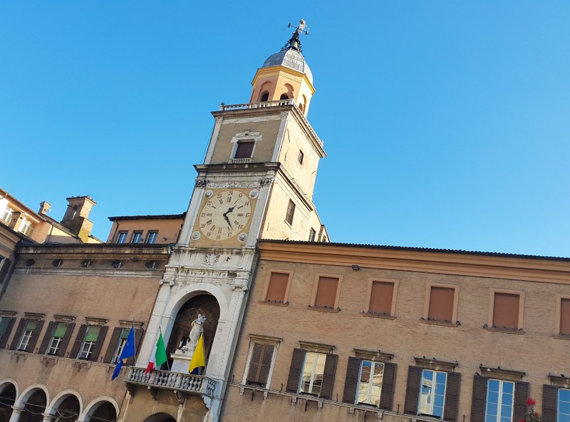 Palazzo comunale - sede del centro storico