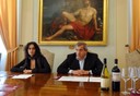 conferenza stampa festa del vino francesca costi di edicta con l'assessore prampolini.jpg