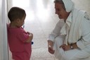 Suor Donatella Lessio con un bambino del Caritas Baby Hospital.JPG