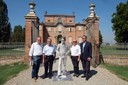 Modena, Ferri, Reggianini, Cavazza con sagoma di Pasolini a Villa Sorra.jpg
