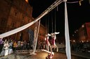 nessun dorma 2016 danza aerea in piazza Roma.jpg