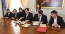 La firma dell'accordo tra Modena e Weifang