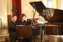 Salotto in piazza, i pianisti Luca Saltini e Lucio Carpani