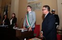 consiglio 130619 il sindaco Muzzarelli giura sulla Costituzione.jpg