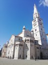 Duomo- absidi- e Ghirlandina.jpg