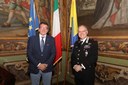 Il sindaco Muzzarelli e il generale di brigata Davide Angrisani, nuovo comandante della Legione carabinieri Emilia Romagna