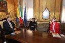 Un momento della visita in Municipio dell'ambasciatrice del Sovrano ordine di Malta