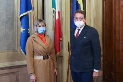 Il sindaco Muzzarelli con la segretaria generale della Cisl Papaleo