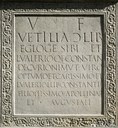 epigrafe funeraria dell'ara di Vetilia Egloge. Lapidario Romano dei Musei Civici.jpg