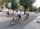 Una pattuglia in bicicletta della Polizia locale di Modena