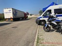 I controlli della Polizia locale di Modena sui mezzi pesanti