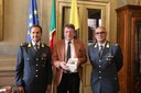 Da sx: il comandante regionale GF Maccani, il sindaco Muzzarelli e il comandante provinciale D'Elia