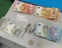La droga e il denaro sequestrati dalla Polizia locale di Modena