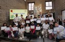 I bambini che hanno ricevuto l'attestato della cittadinanza onoraria dal sindaco Muzzarelli